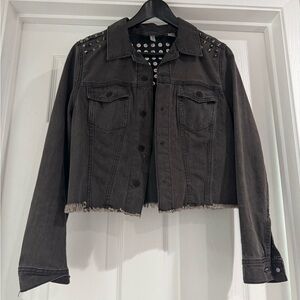 Studded & Distresses Black Denim Jacket 🔥☄️